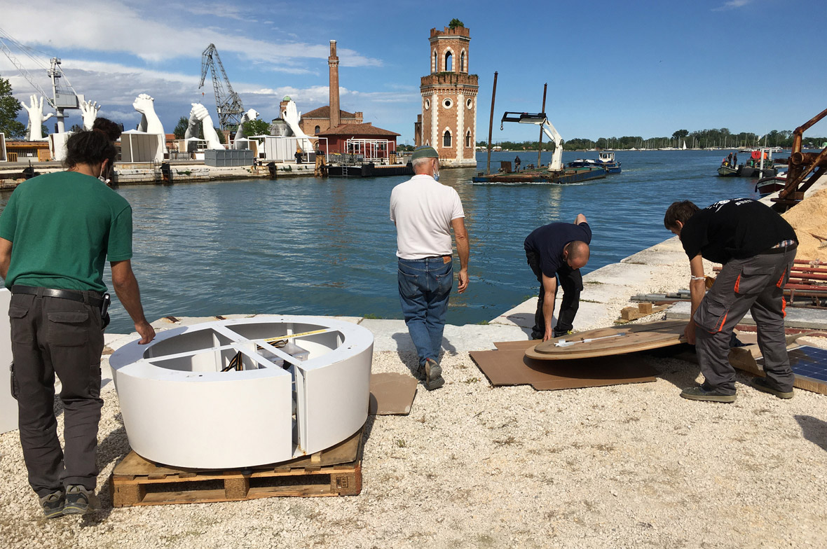 Edison Smart Benches, 17th International Architecture Exhibition, Venezia